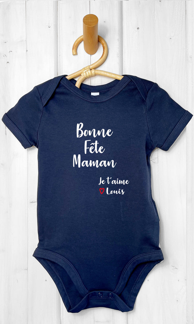 body pour bébé avec écrit bonne fête maman spécial pour la fête des mères offrir cadeau de naissance surprise papa original qualité neuf personnalisé prénom du bébé