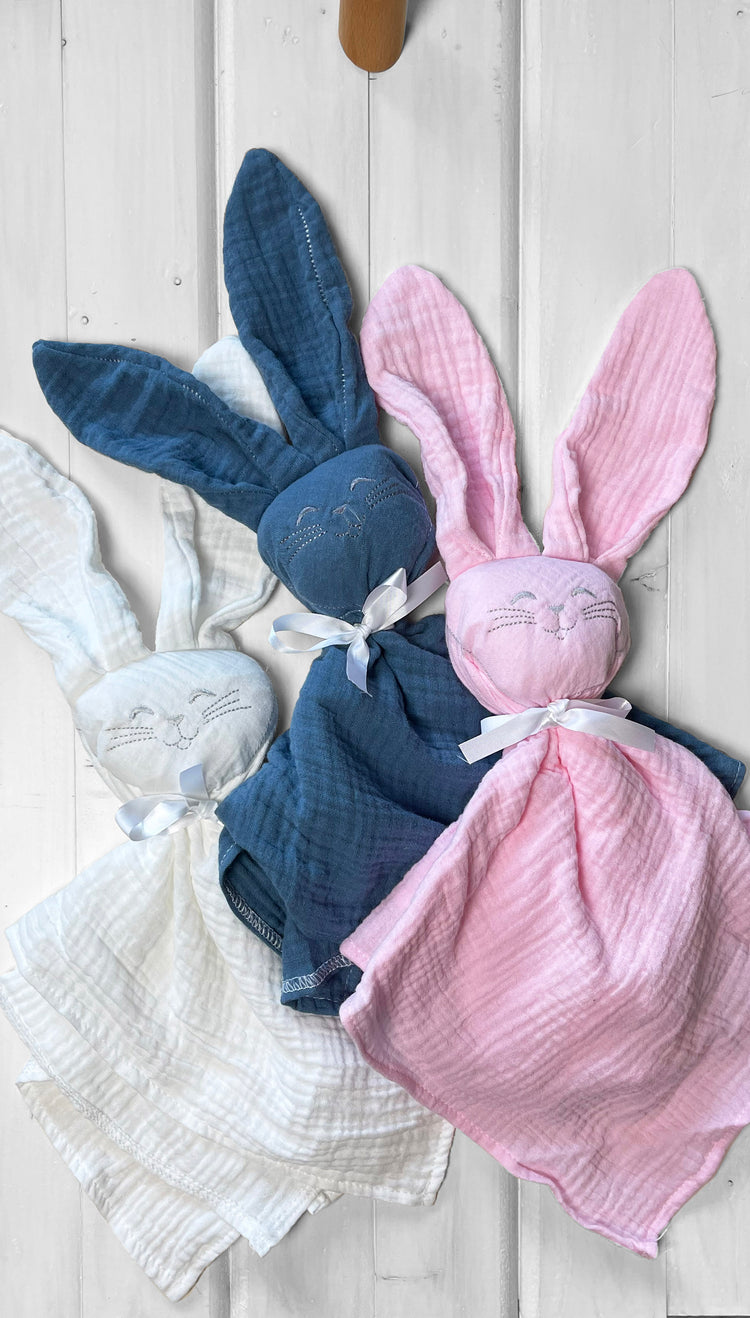 doudou lapin en gaze de coton personnalisable avec prénom