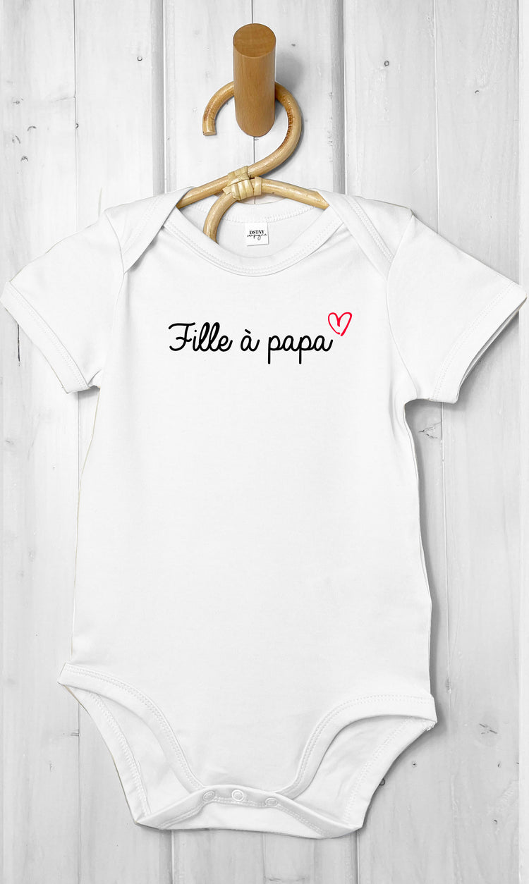 Body bébé fille à papa avec petit coeur rouge