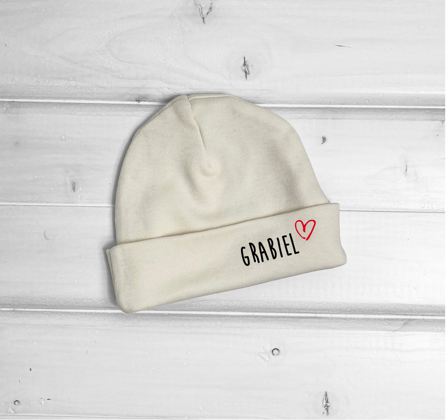 bonnet naissance prénom personnalisable beige atelier de personnalisation Le Beausset dans le var 